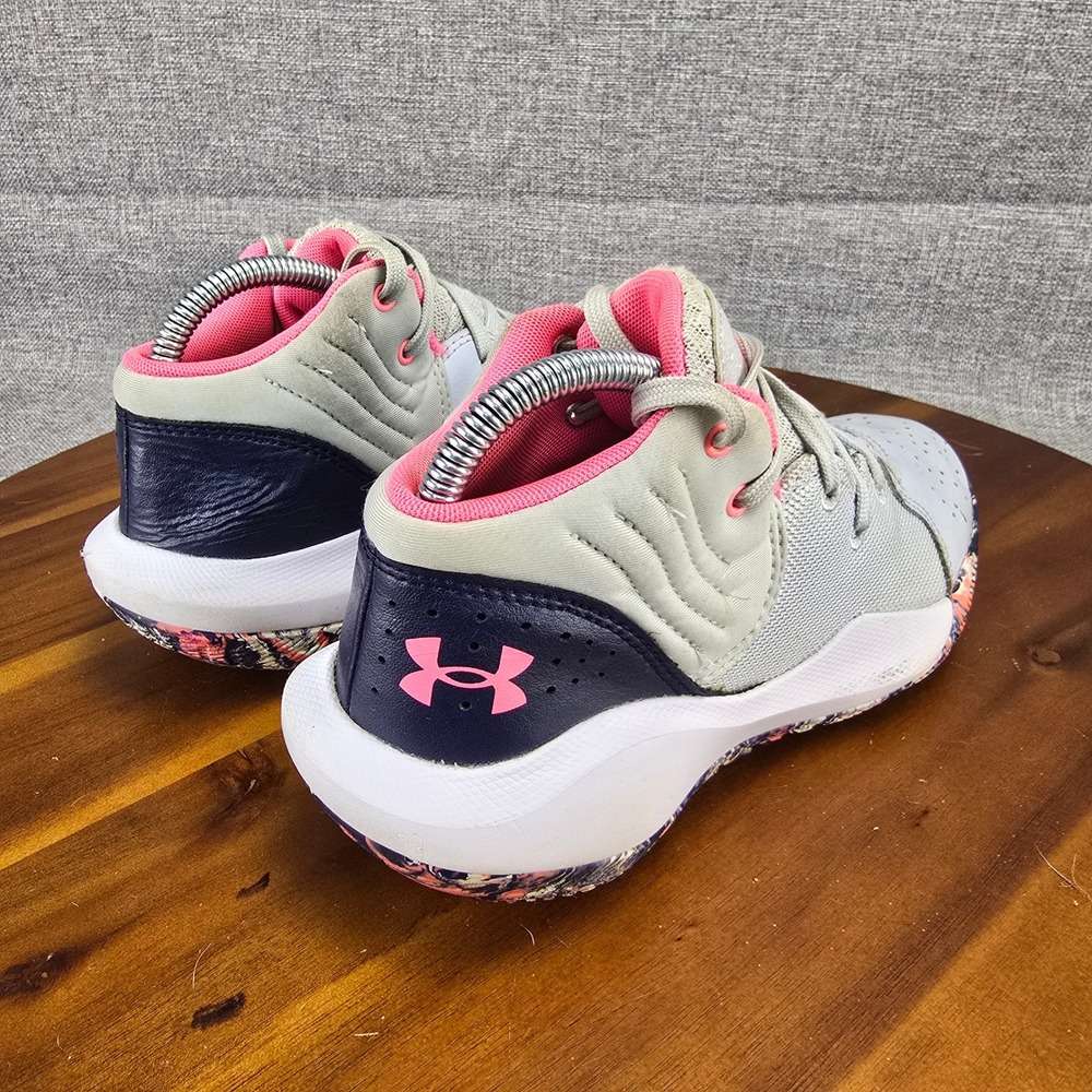 Under‎ Armour Kids Basketball Shoes Gray Pink Youth Size 5.5Y Sneakers - Picture 9 of 14
